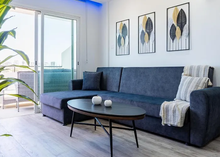 Olympus Stylish 2-br & Balcony In Apartment *